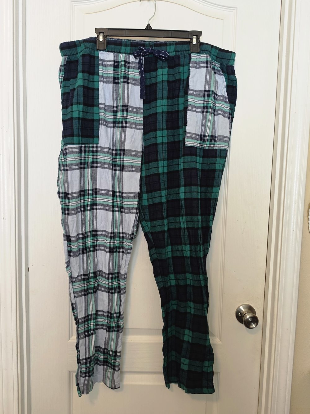 Women's Plaid Sleep Pants - Green & Navy